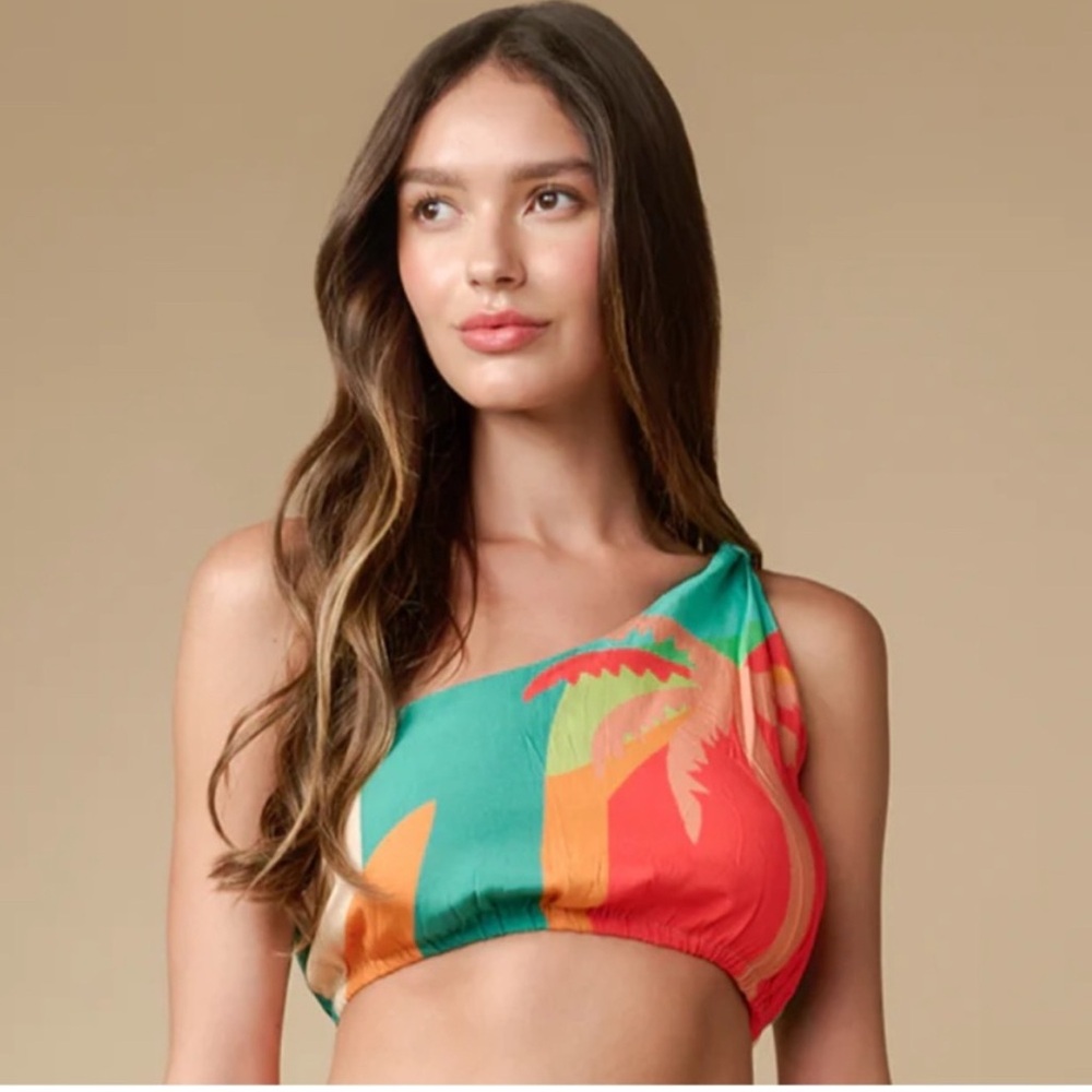 Z&L Europe Hali Top NWT
